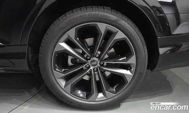 Audi Q7 2026 3.0 автомат (гидро), миниатюра 7