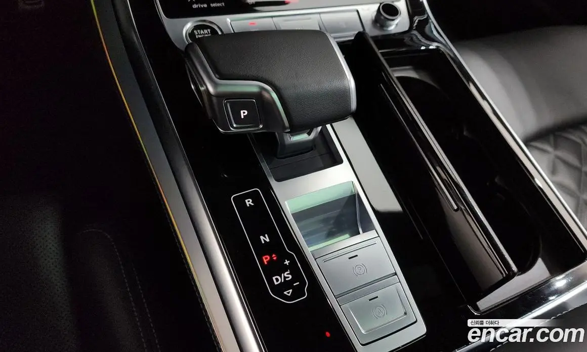 Audi Q8 2022 3.0 автомат (гидро), фото 12