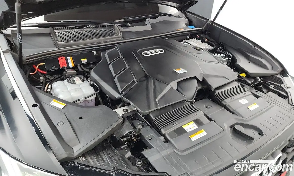 Audi Q8 2022 3.0 автомат (гидро), фото 6