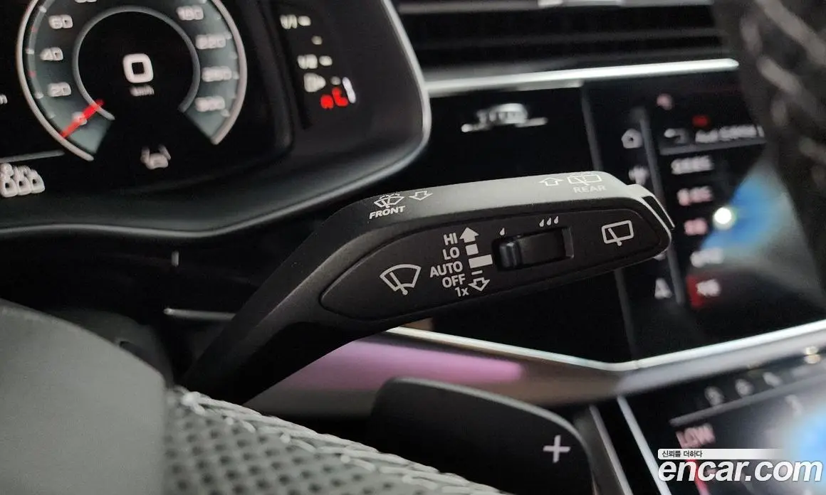 Audi Q8 2026 3.0 автомат (гидро), фото 28