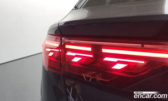 Audi Q8 2026 3.0 автомат (гидро), миниатюра 9