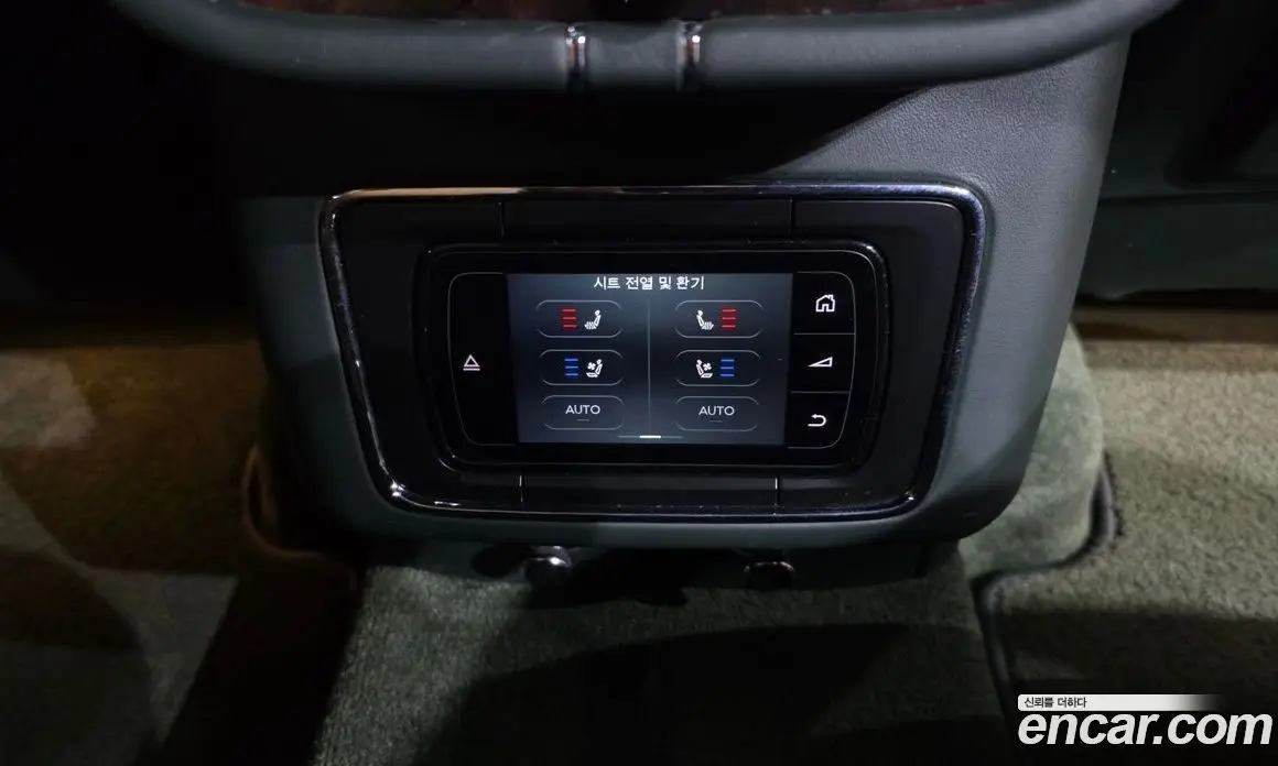 Bentley Bentayga 2018 6.0 автомат (гидро), фото 19
