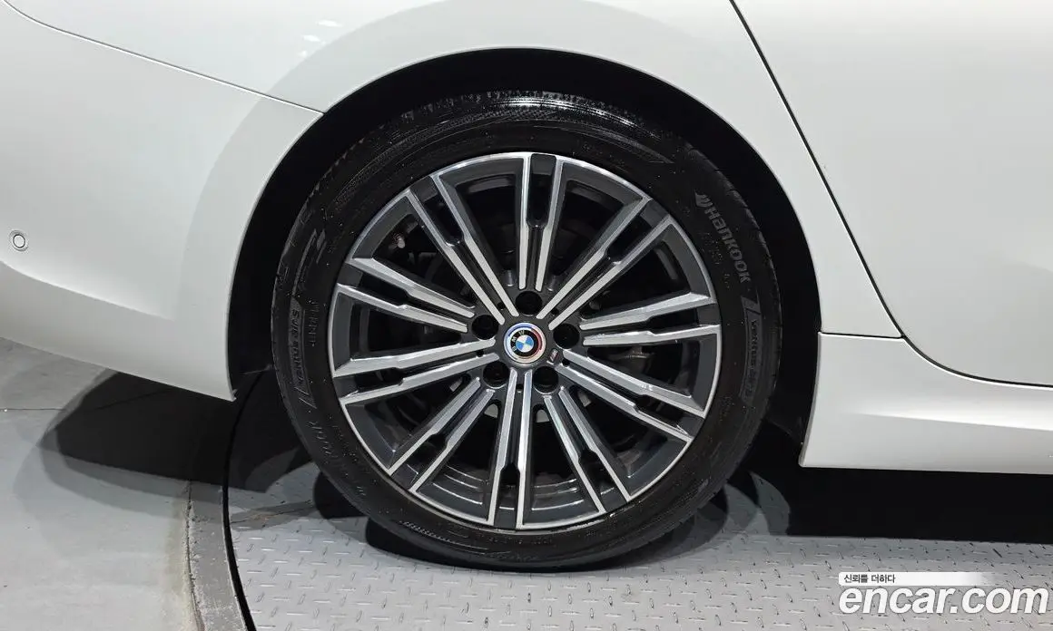 BMW 3 серия 2020 2.0 автомат (гидро), фото 5