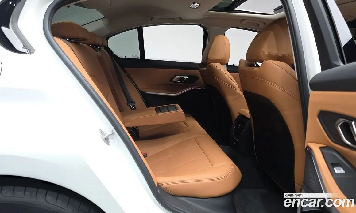 BMW 3 серия 2025 2.0 автомат (гидро), фото 16
