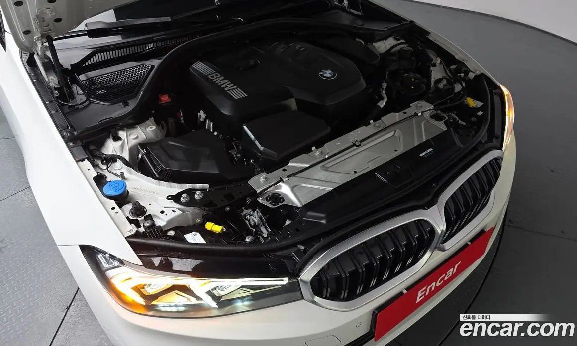 BMW 3 серия 2025 2.0 автомат (гидро), фото 5