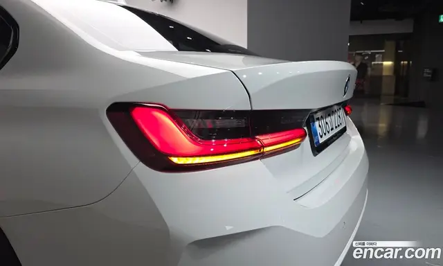 BMW 3 серия 2025 2.0 автомат (гидро), миниатюра 8