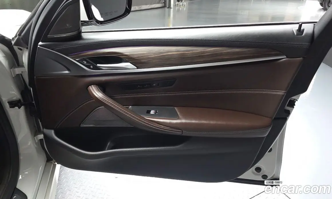 BMW 5 серия 2020 2.0 автомат (гидро), фото 14