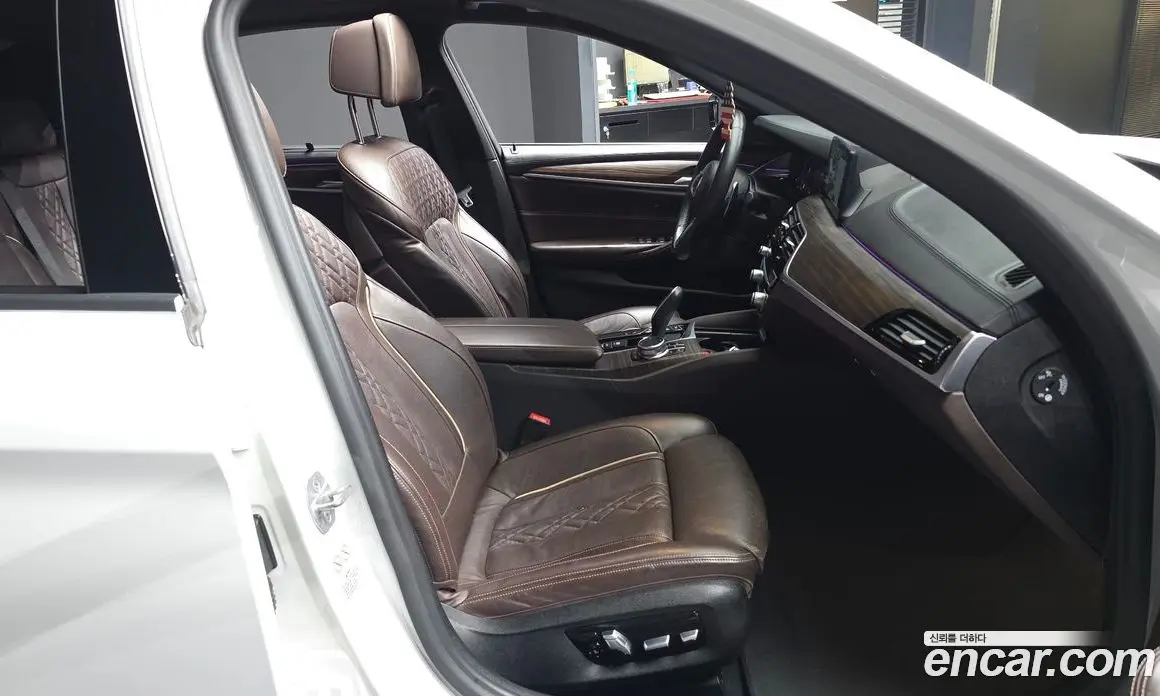 BMW 5 серия 2020 2.0 автомат (гидро), фото 17