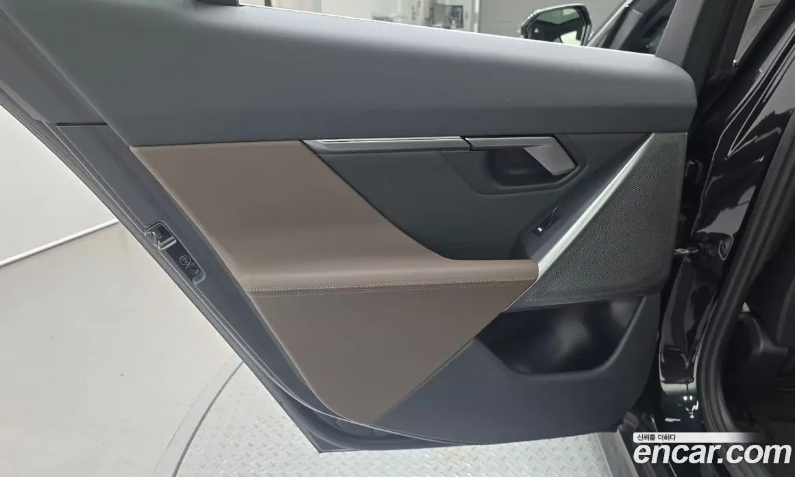 BMW 5 серия 2023 2.0 автомат (гидро), фото 15