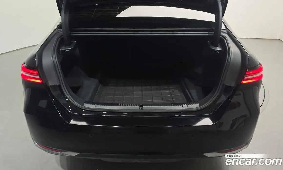 BMW 5 серия 2023 2.0 автомат (гидро), фото 30