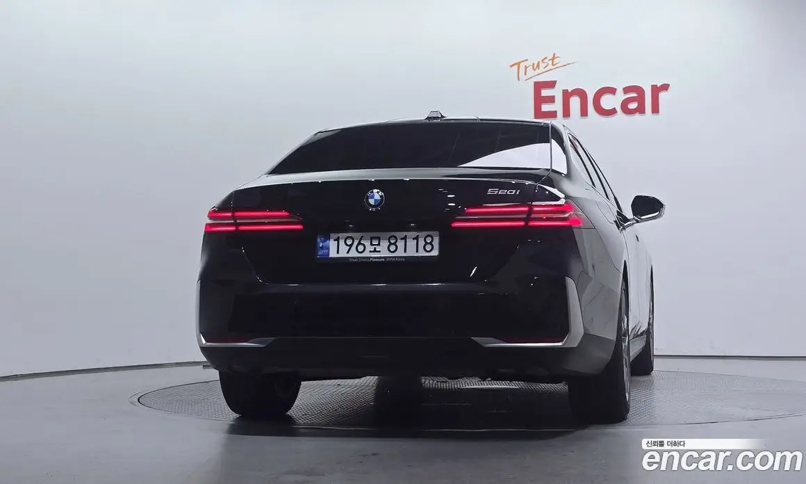 BMW 5 серия 2023 2.0 автомат (гидро), фото 4