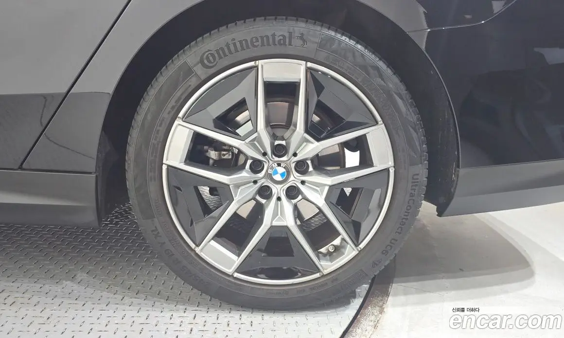 BMW 5 серия 2023 2.0 автомат (гидро), фото 7
