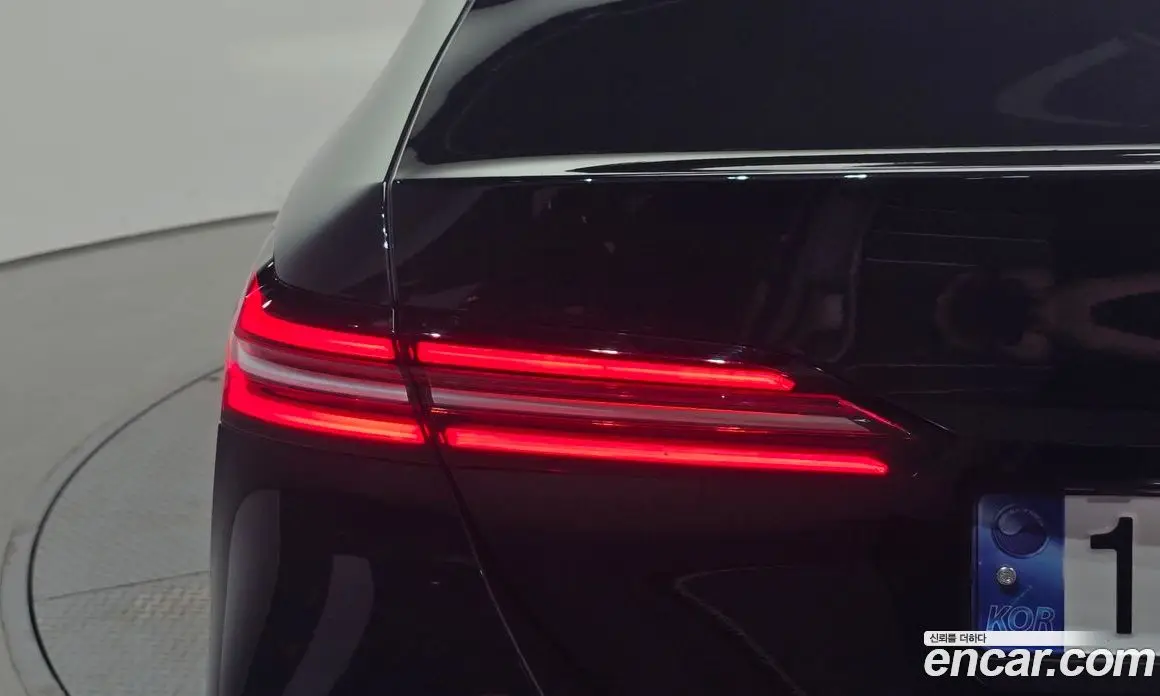 BMW 5 серия 2023 2.0 автомат (гидро), фото 9