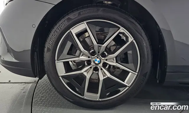 BMW 5 серия 2025 2.0 автомат (гидро), миниатюра 4