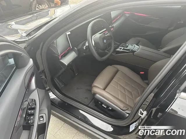 BMW 5 серия 2025 2.0 автомат (гидро), миниатюра 11