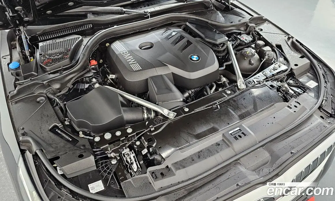 BMW 5 серия 2025 2.0 автомат (гидро), фото 6