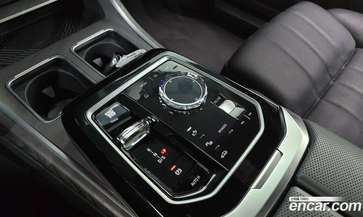 BMW 7 серия 2023 3.0 автомат (гидро), фото 11