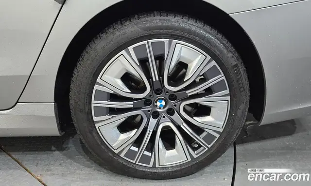 BMW 7 серия 2023 3.0 автомат (гидро), миниатюра 6