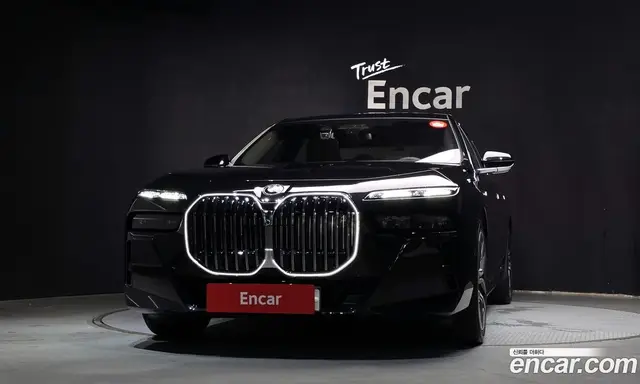 BMW 7 серия 2025 3.0 автомат (гидро), миниатюра 3