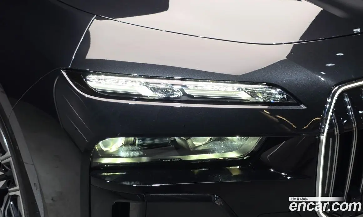 BMW 7 серия 2025 3.0 автомат (гидро), фото 8