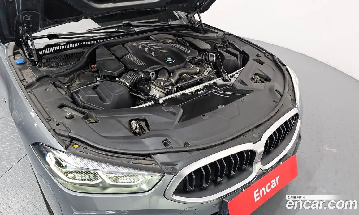 BMW 8 серия 2022 4.4 автомат (гидро), фото 6