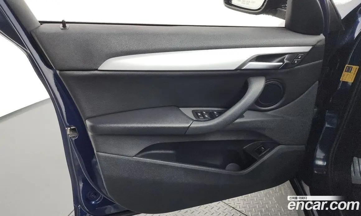BMW X1 2019 2.0 автомат (гидро), фото 14