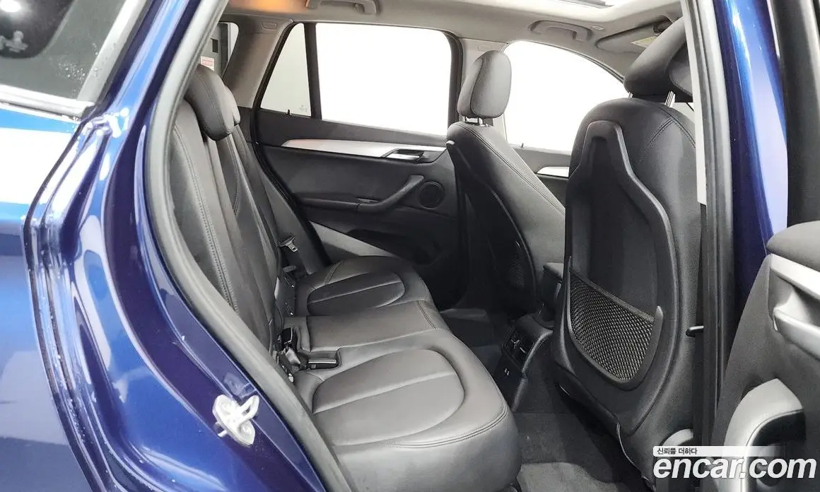 BMW X1 2019 2.0 автомат (гидро), фото 17