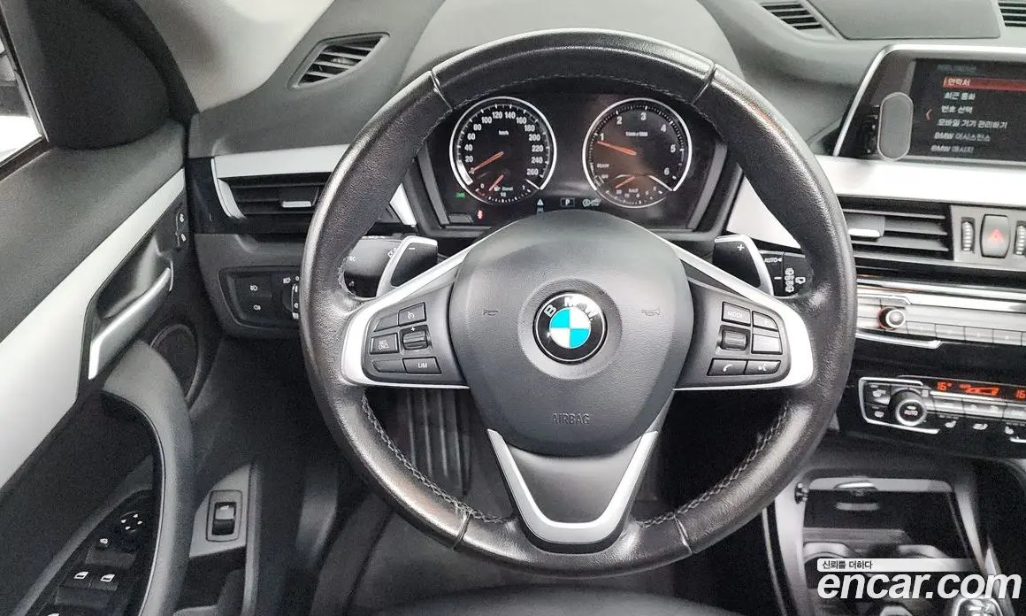 BMW X1 2019 2.0 автомат (гидро), фото 20