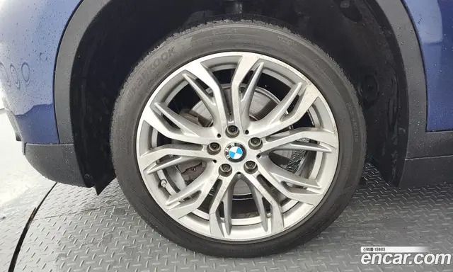 BMW X1 2019 2.0 автомат (гидро), миниатюра 5