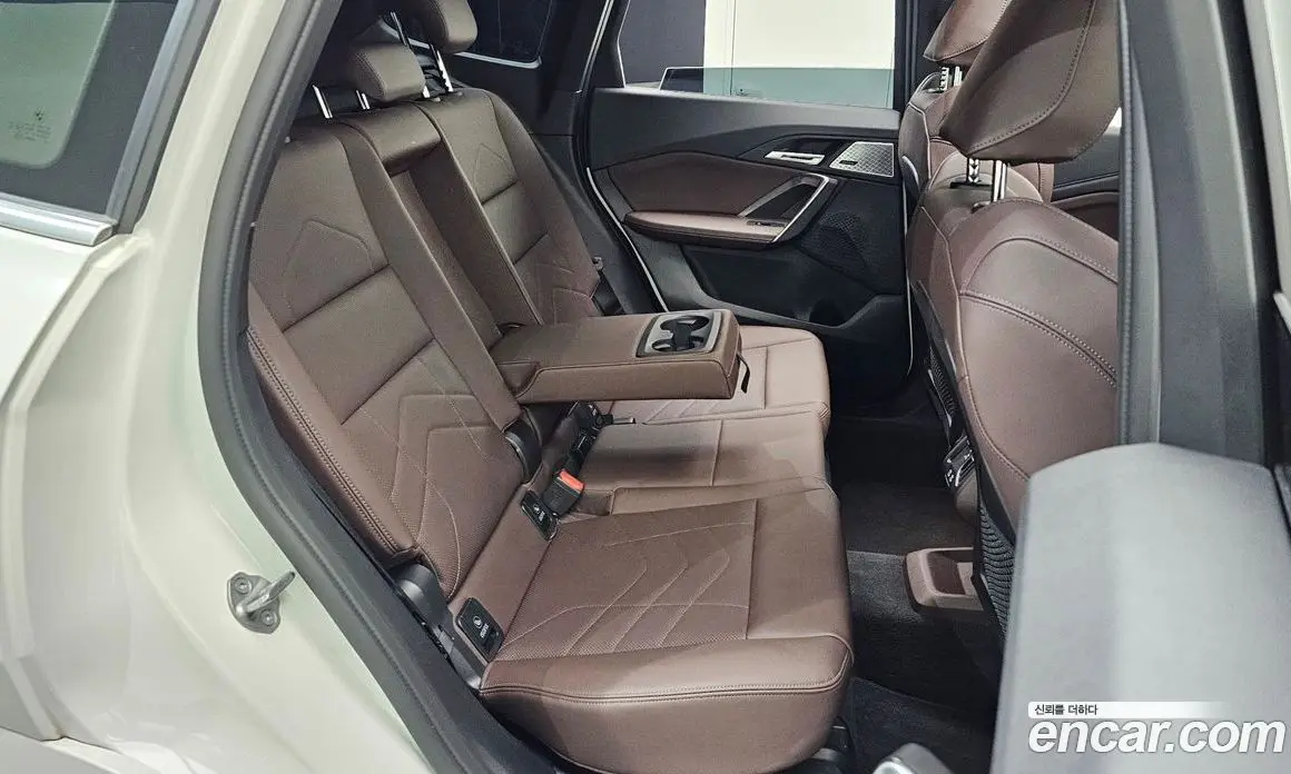 BMW X1 2024 2.0 автомат (гидро), фото 17