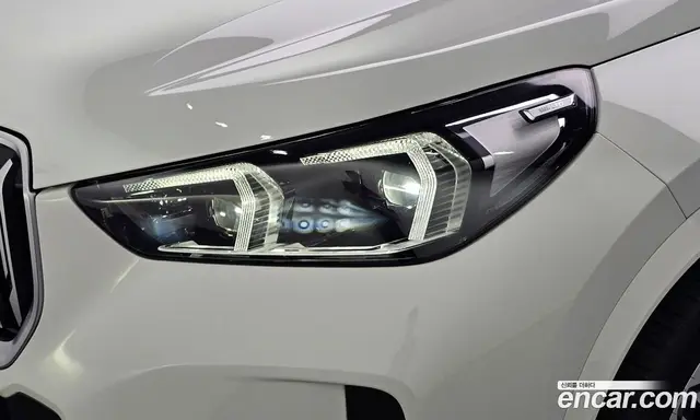 BMW X1 2024 2.0 автомат (гидро), миниатюра 8