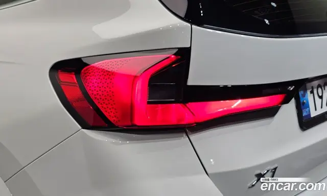 BMW X1 2024 2.0 автомат (гидро), миниатюра 9