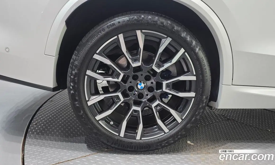 BMW X5 2025 3.0 автомат (гидро), фото 5