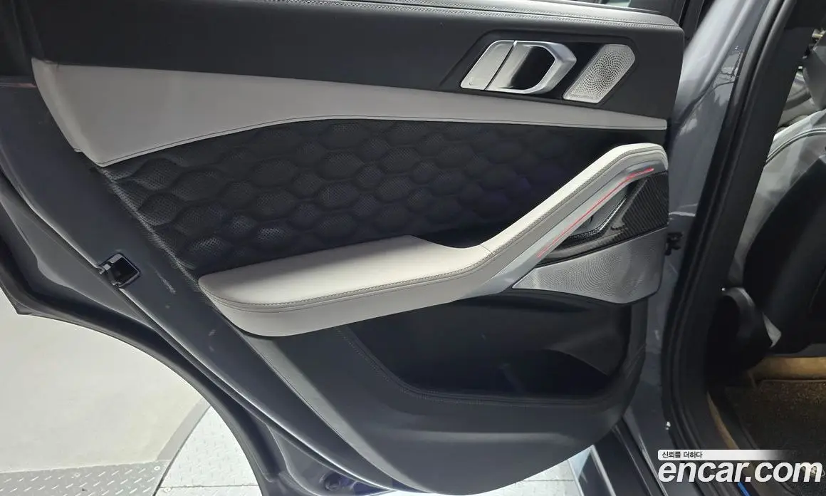 BMW X6M 2021 4.4 автомат (гидро), фото 15