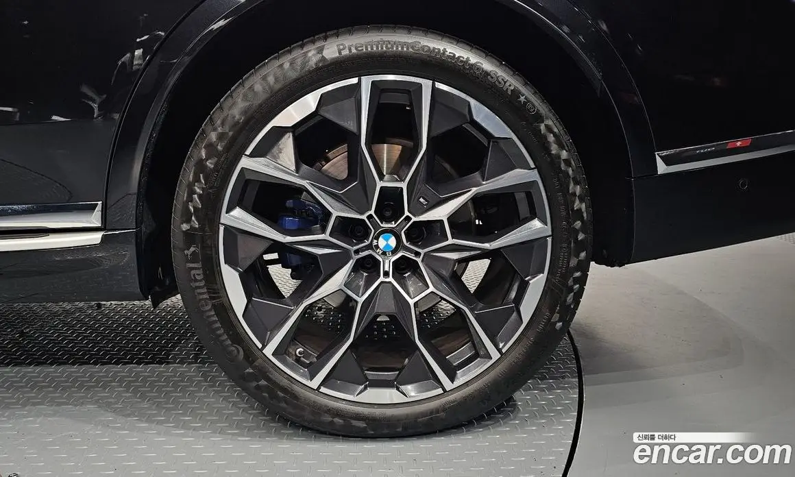 BMW X7 2024 3.0 автомат (гидро), фото 7