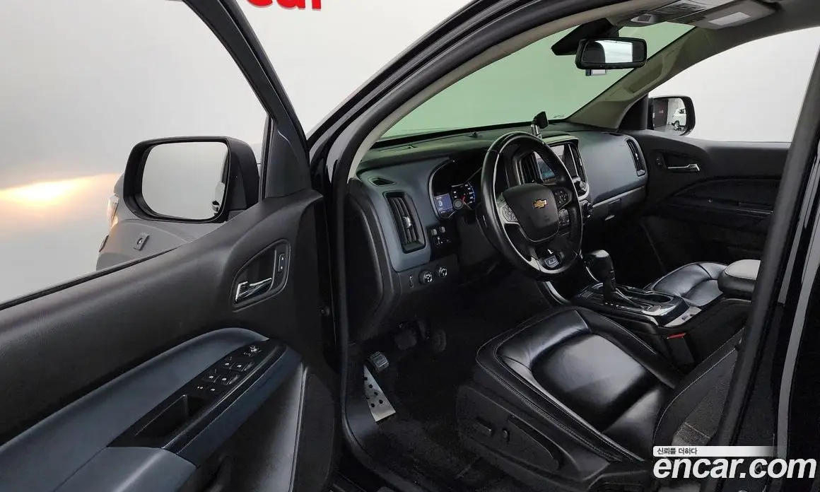 Chevrolet Colorado 2020 3.6 автомат (гидро), фото 13