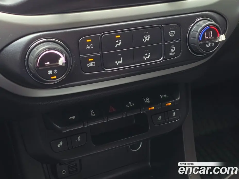 Chevrolet Colorado 2022 3.6 автомат (гидро), фото 13