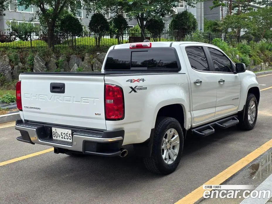 Chevrolet Colorado 2022 3.6 автомат (гидро), фото 4