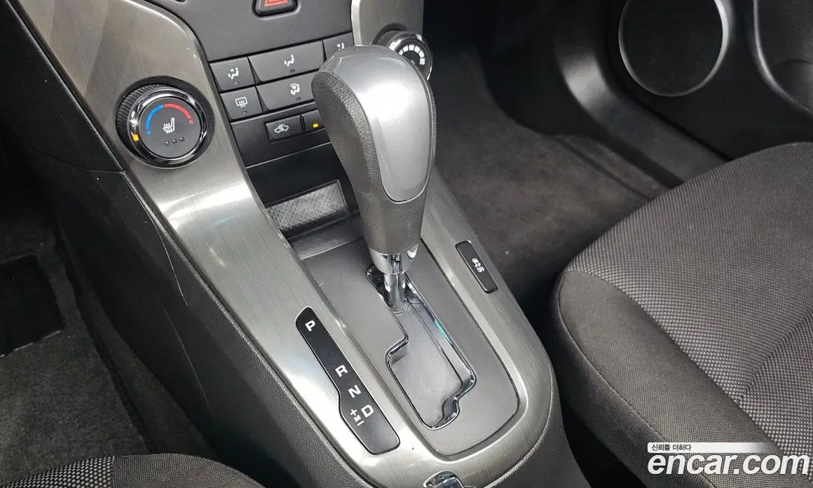 Chevrolet Cruze 2013 1.8 автомат (гидро), фото 9