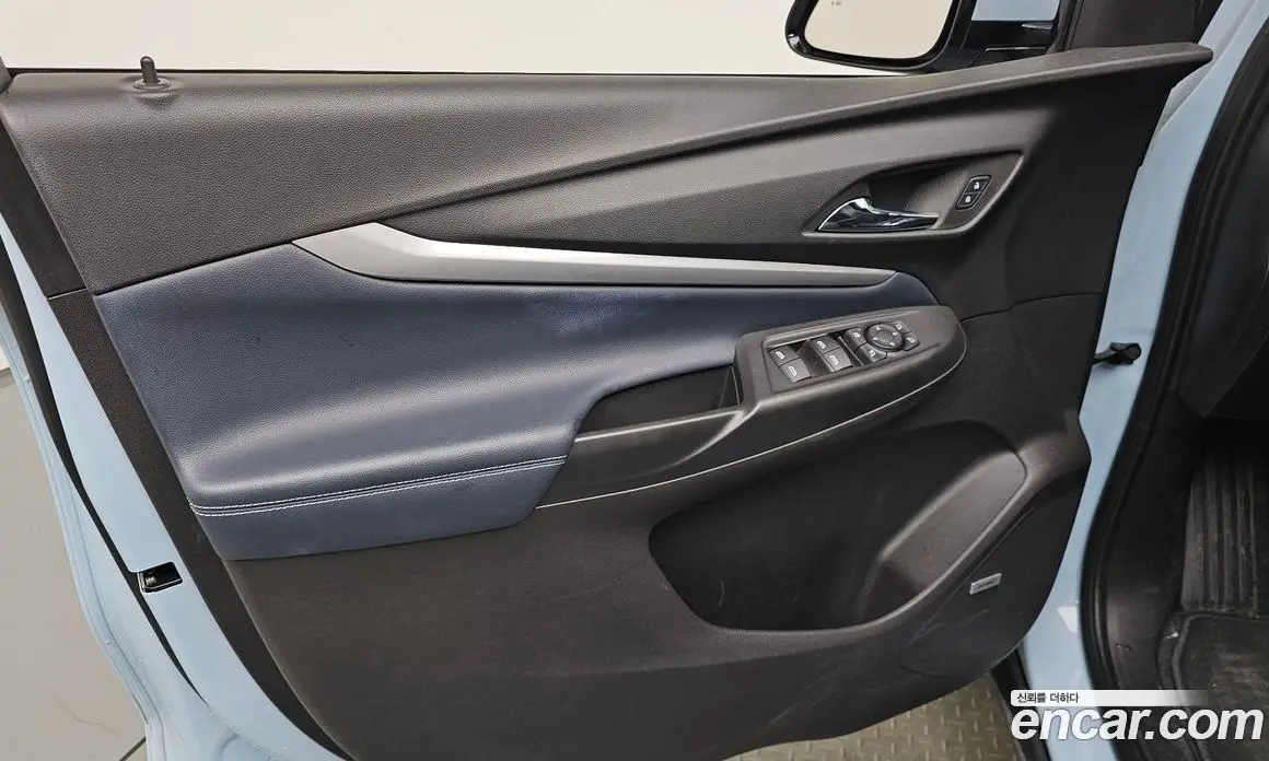 Chevrolet 볼트 EUV 2023 0.2 автомат (гидро), фото 13