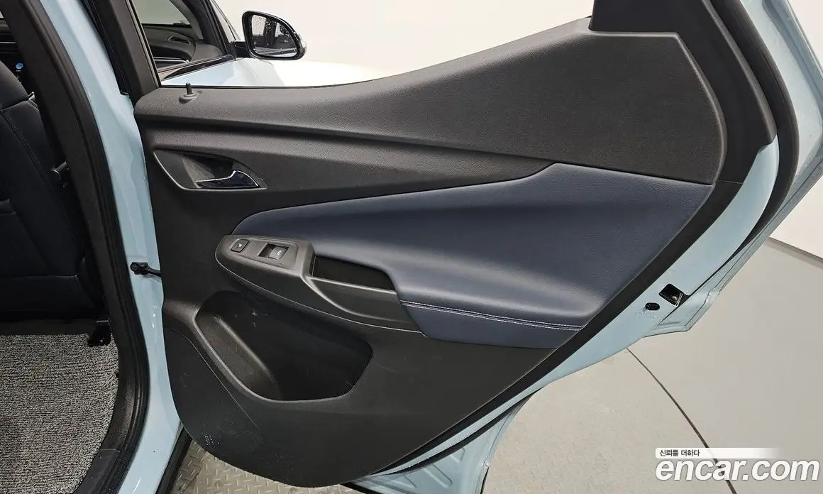 Chevrolet 볼트 EUV 2023 0.2 автомат (гидро), фото 14
