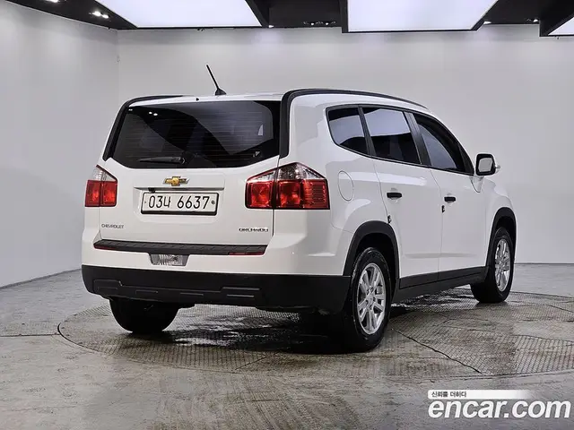 Chevrolet Orlando 2018 1.6 автомат (гидро), миниатюра 4