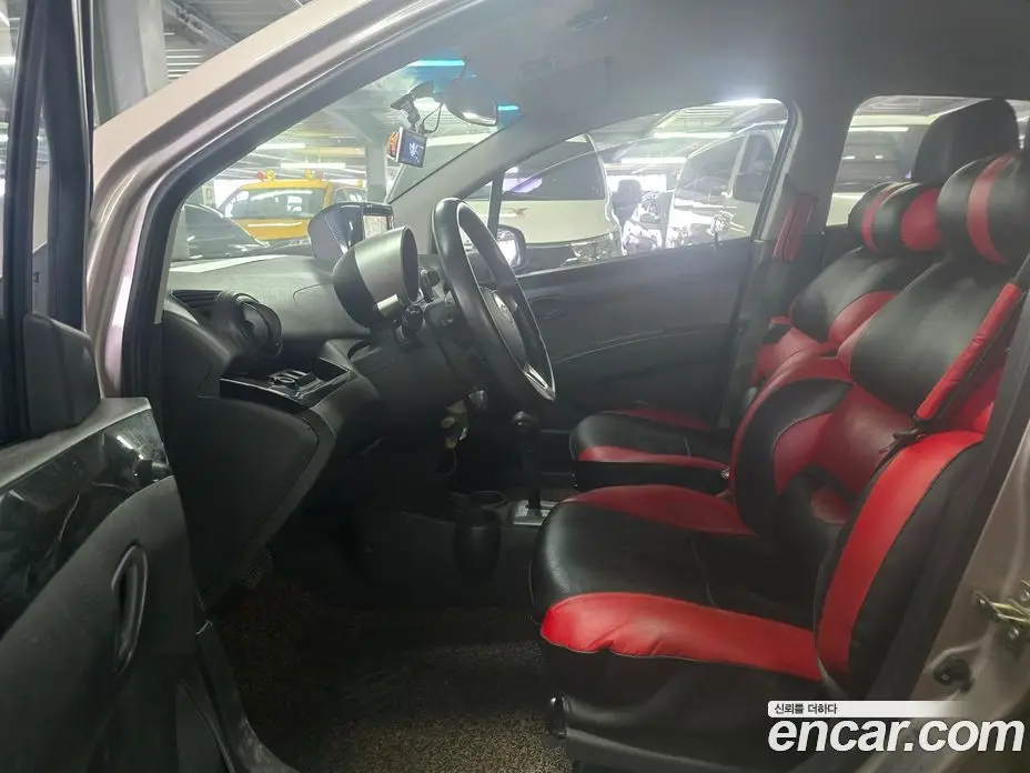 Chevrolet Spark 2012 1.0 автомат (гидро), фото 7