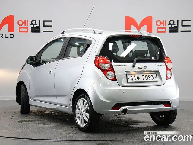 Chevrolet Spark 2013 1.0 автомат (гидро), миниатюра 4