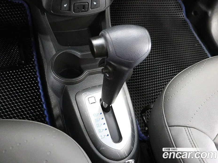 Chevrolet Spark 2013 1.0 автомат (гидро), фото 8