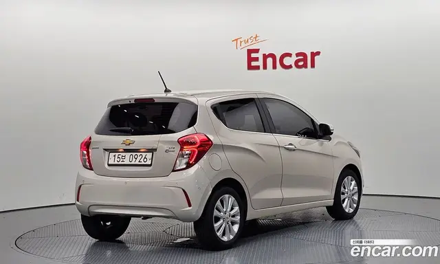 Chevrolet Spark 2016 1.0 автомат (гидро), миниатюра 2