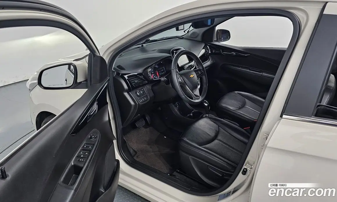Chevrolet Spark 2016 1.0 автомат (гидро), фото 13