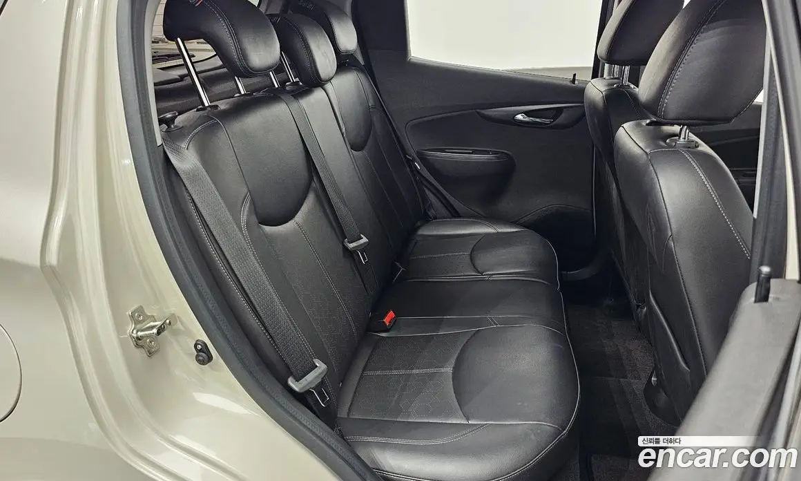 Chevrolet Spark 2016 1.0 автомат (гидро), фото 16