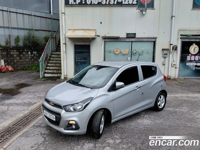 Chevrolet Spark 2018 1.0 автомат (гидро), миниатюра 1