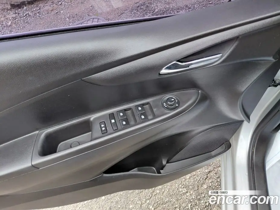 Chevrolet Spark 2018 1.0 автомат (гидро), фото 15